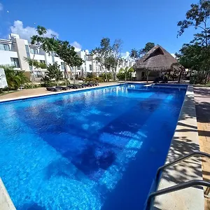 https://casa-playa-del-carmen-c-xcaret-3hab-6pax.allrivieramayahotels.com